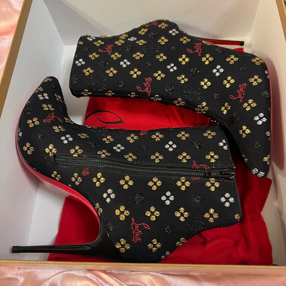 Christian Louboutin Black and Gold Women's Shoes - Picture 8 of 9